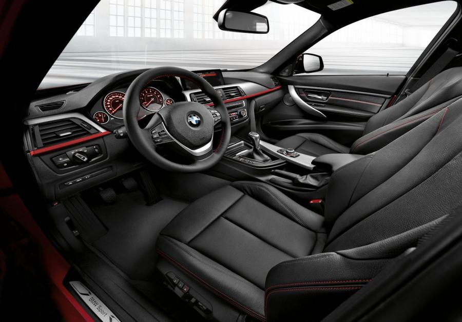 BMW 3-Series Sports Wagon 2013 года  (фото 3 из 38)